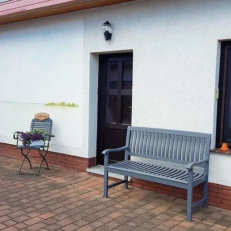 Im Roten Haus בית נופש