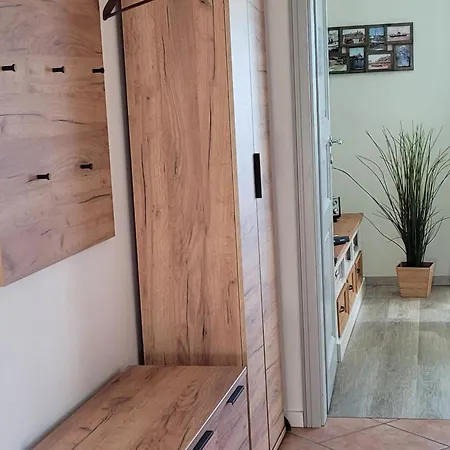 Im Roten Haus בית נופש *